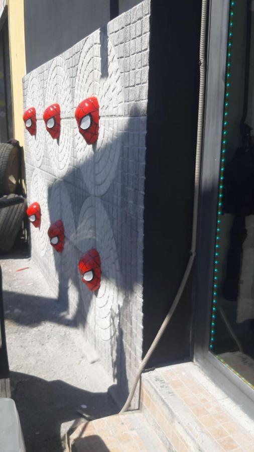 Spiderman House Hotel คาตาเนีย ภายนอก รูปภาพ